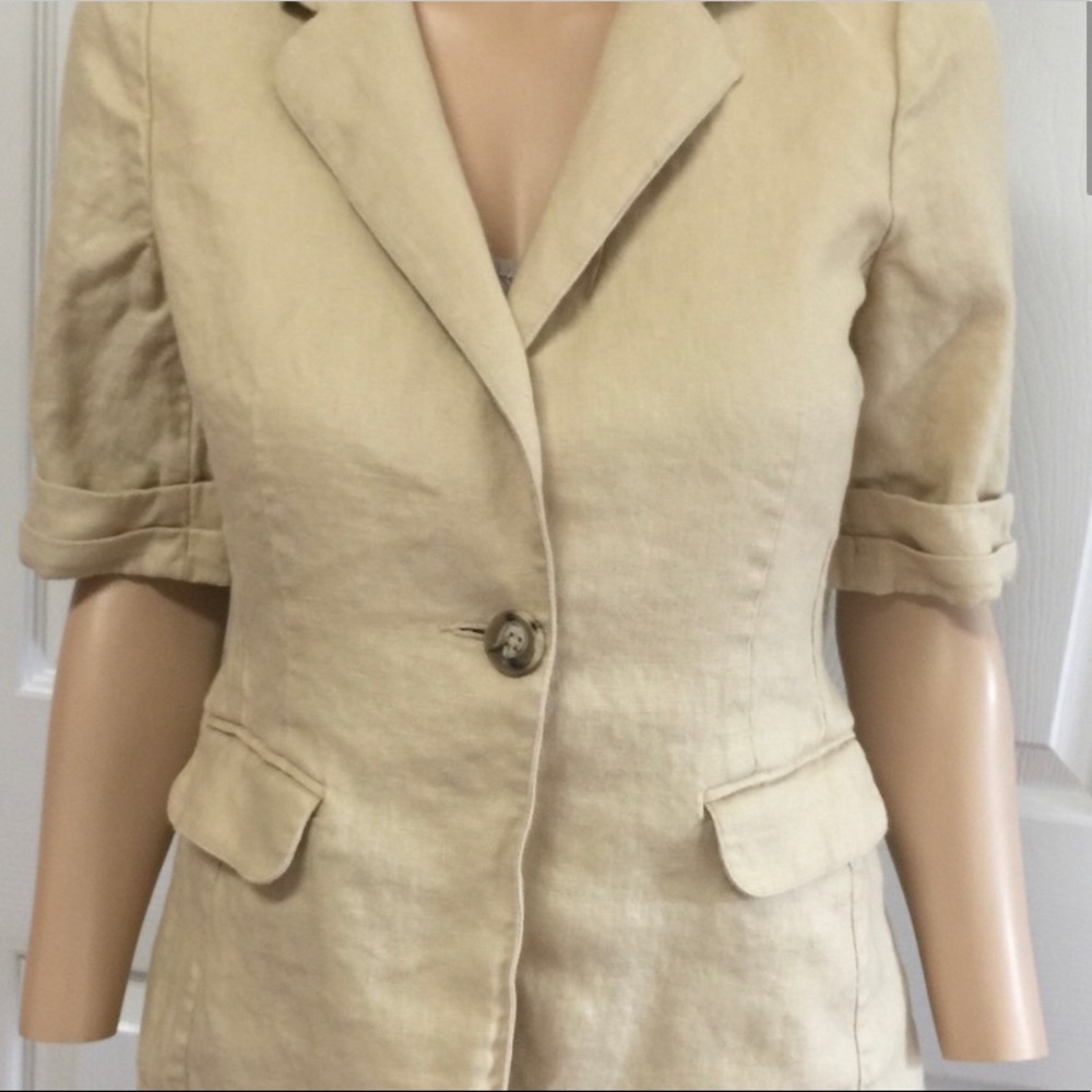 CAbi Neutral Beige Linen Short-Sleeve Blazer